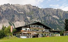 Kraftplatz am Dachstein - Herold - für Ruhesuchende und sportlich Aktive